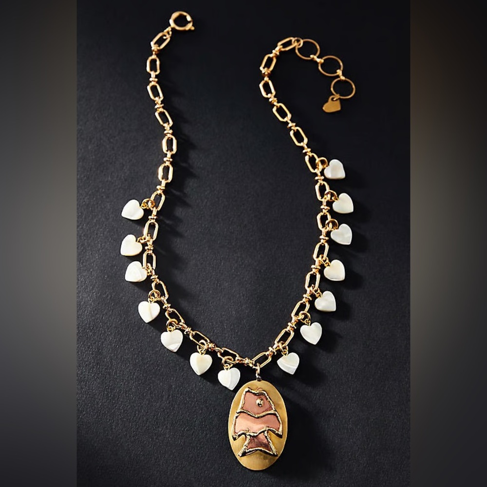 New! The Sage Vintage Mother-Of-Pearl Fish Charm Necklace